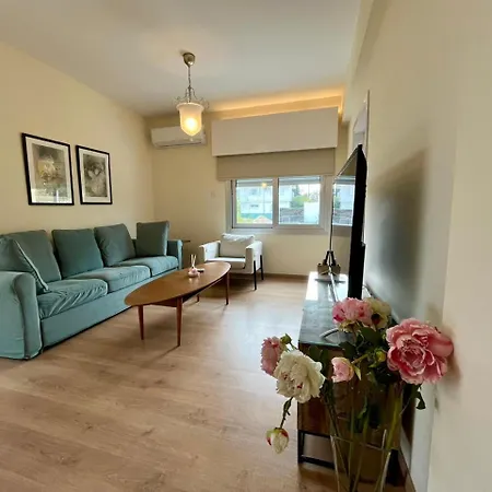 Homie In Ayios Andreas - By Platform 357 니코시아